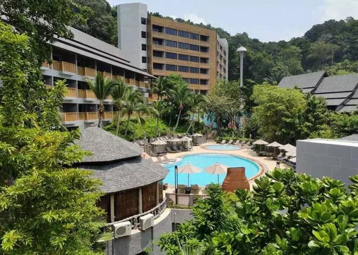 هتل هالیدی این ریزورت کرابی هتل هالیدی این ریزورت کرابی